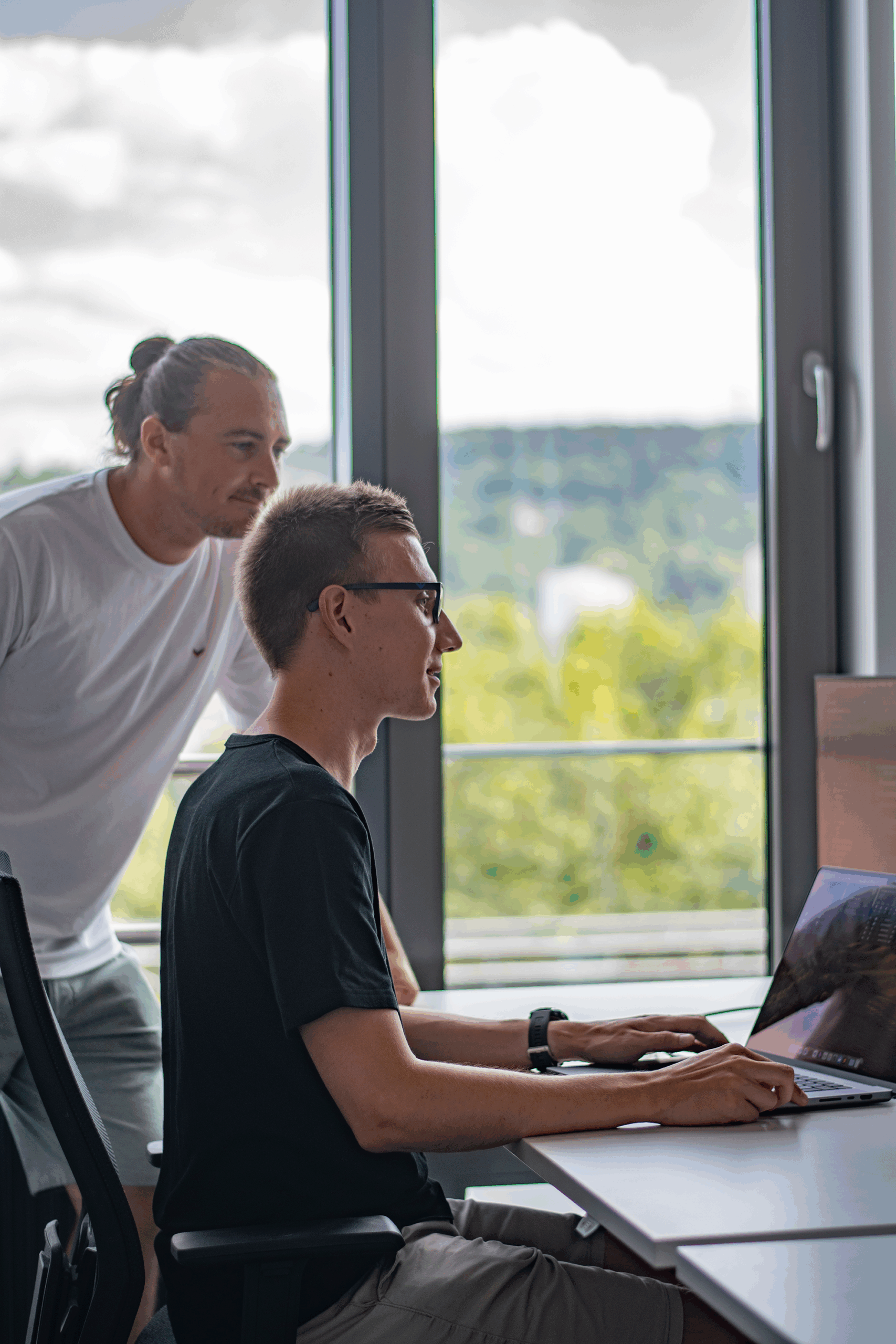 Lupix Energy Consulting: Datenbasierte Energiekonzepte für Gewerbe, Industrie, Logistik, Kommunen sowie komplexe Gebäude und Quartiere.